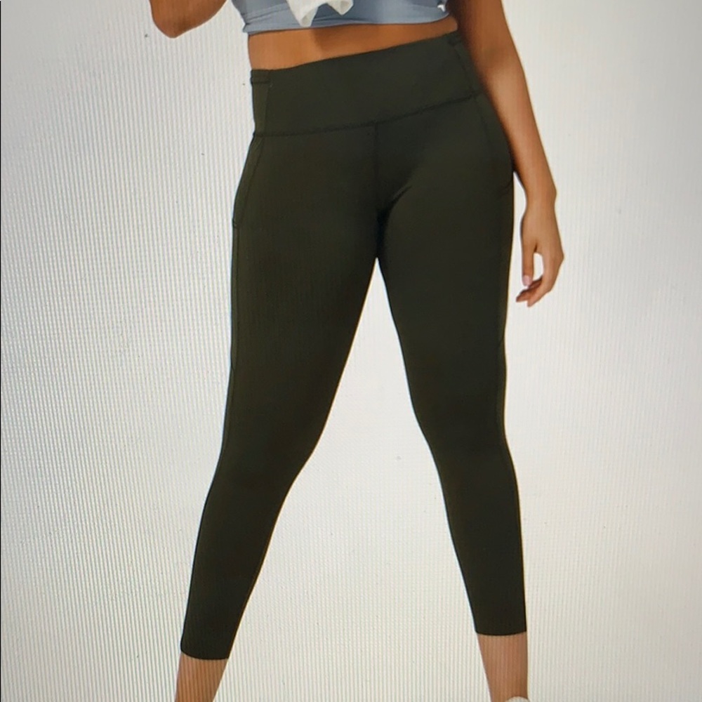Lululemon: Fast and Free Tight